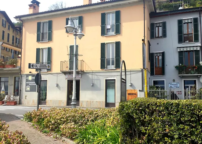 Appartamento Apartment In Ghiffa With Lake Maggiore Views Ghiffa
