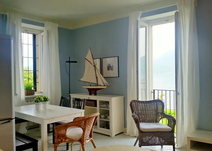 Appartamento Apartment In Ghiffa With Lake Maggiore Views *